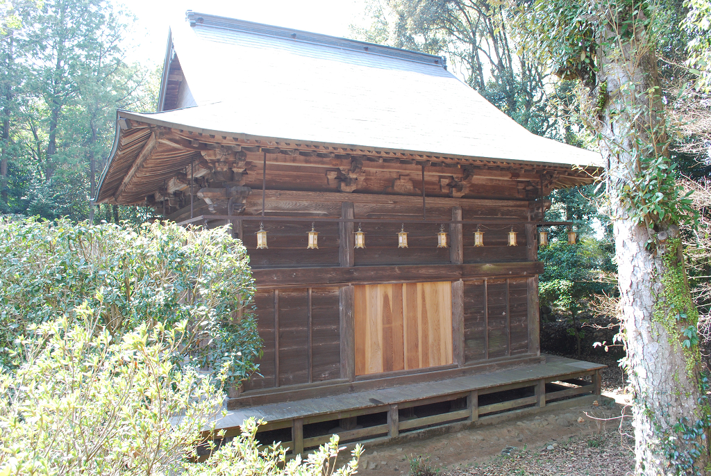 村山観音堂背面