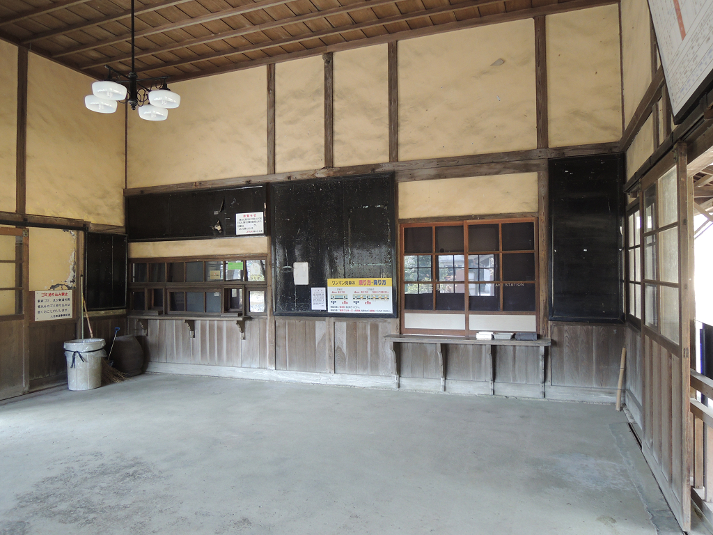 井口八幡神社毘沙門堂軒廻り