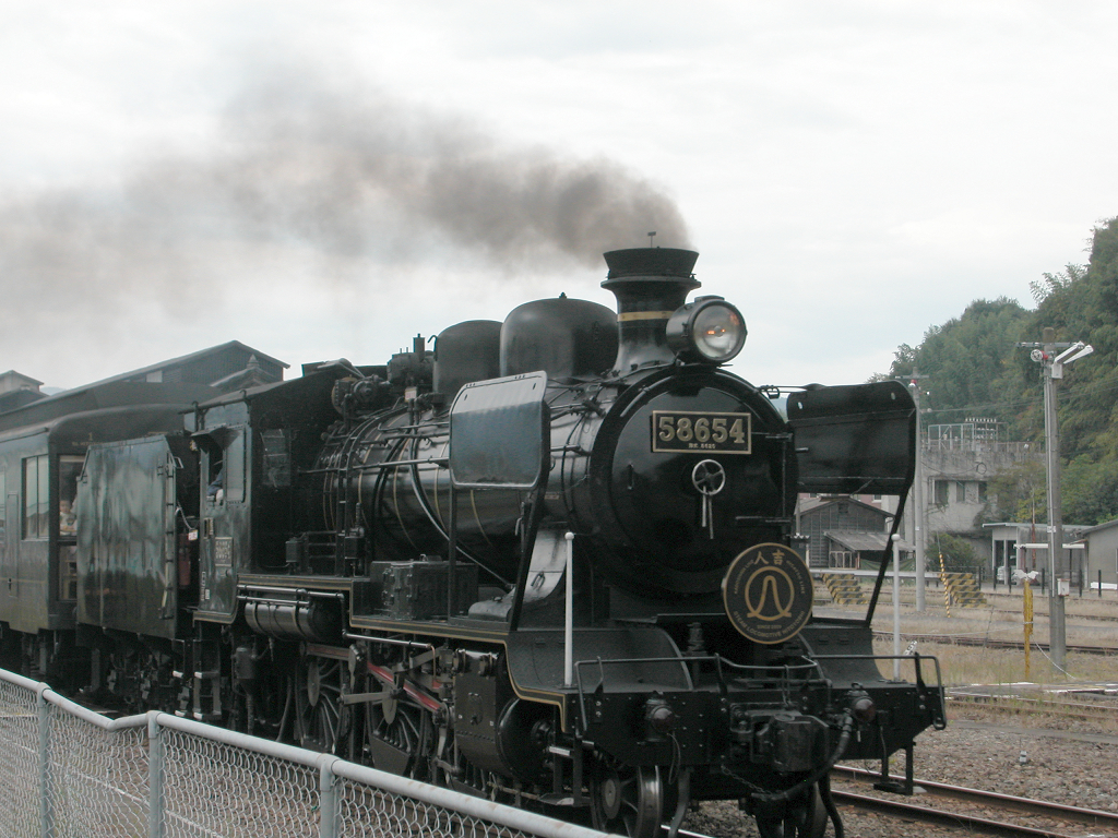 九州旅客鉄道人吉機関区車庫