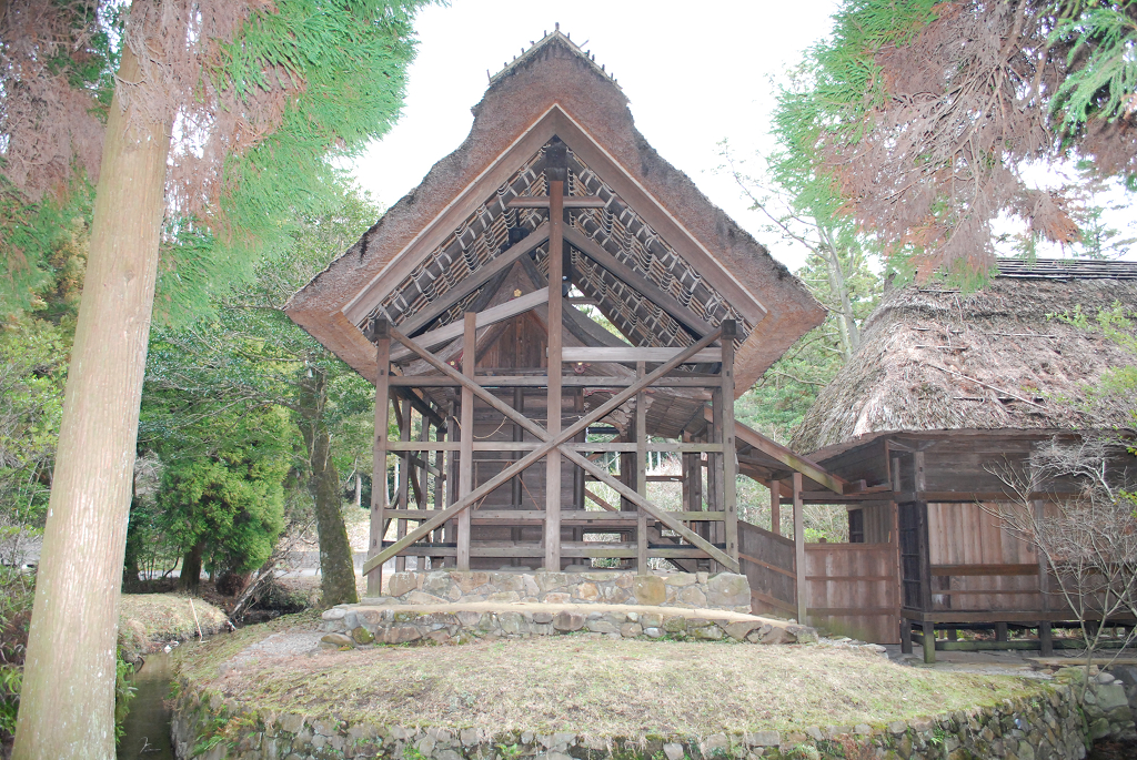 十島菅原神社本殿