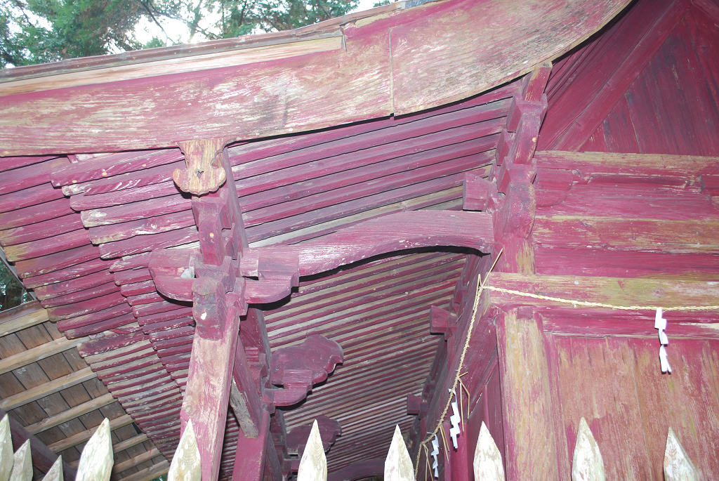 山本神社本殿向拝