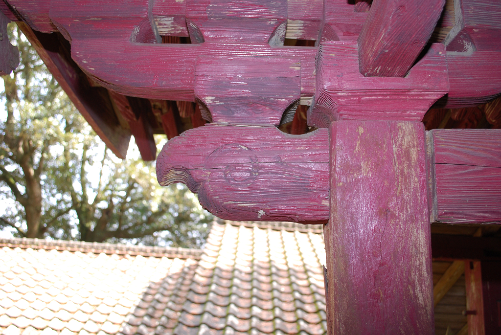 山本神社本殿水引虹梁木鼻