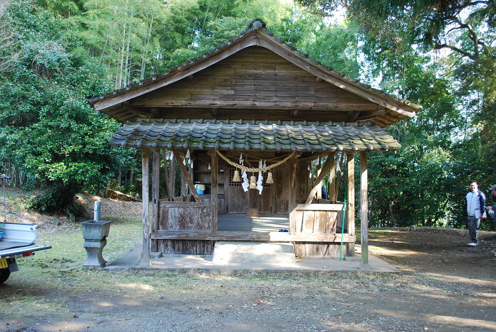 木本神社拝殿正面