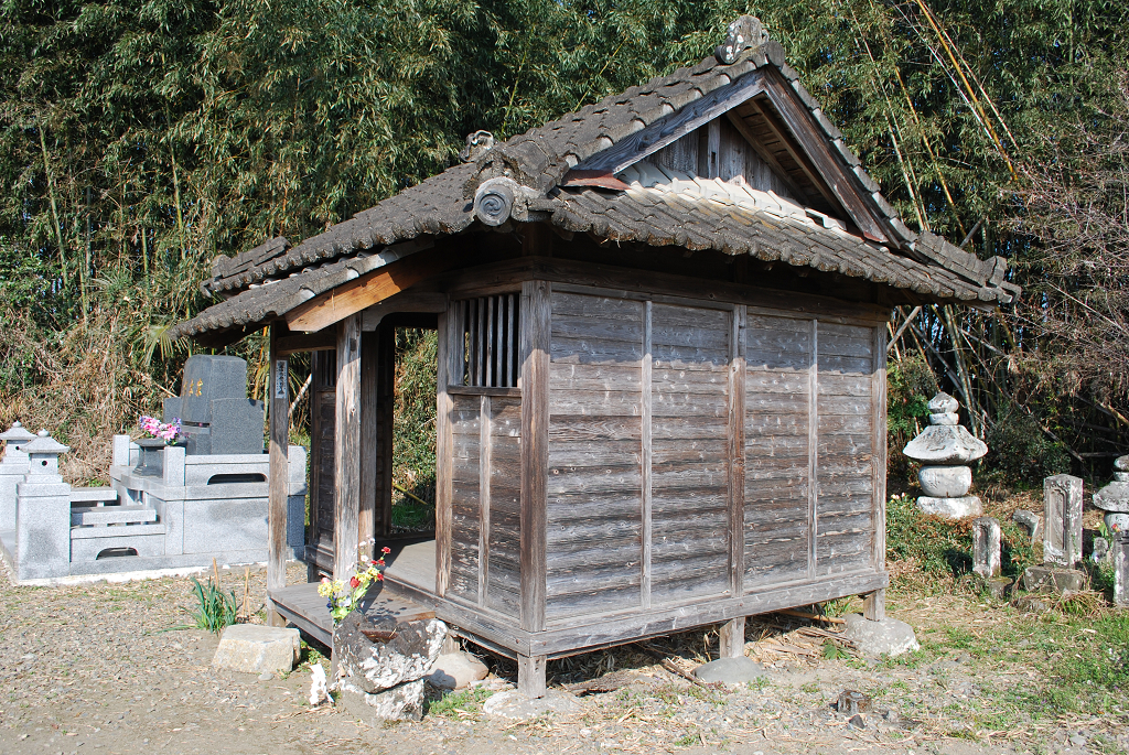 十日市大日堂正側面