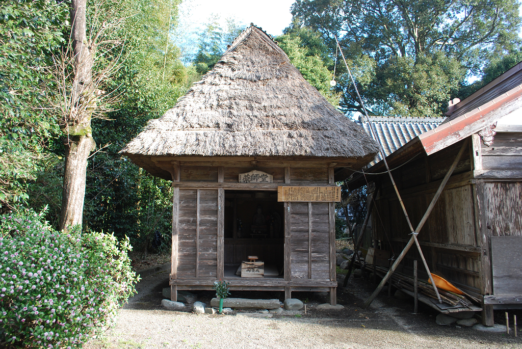 築地熊野座神社薬師堂正面