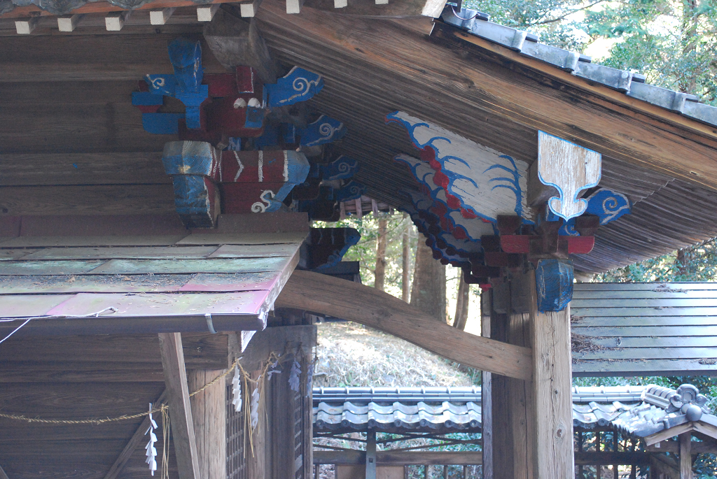 岡原霧島神社本殿向拝