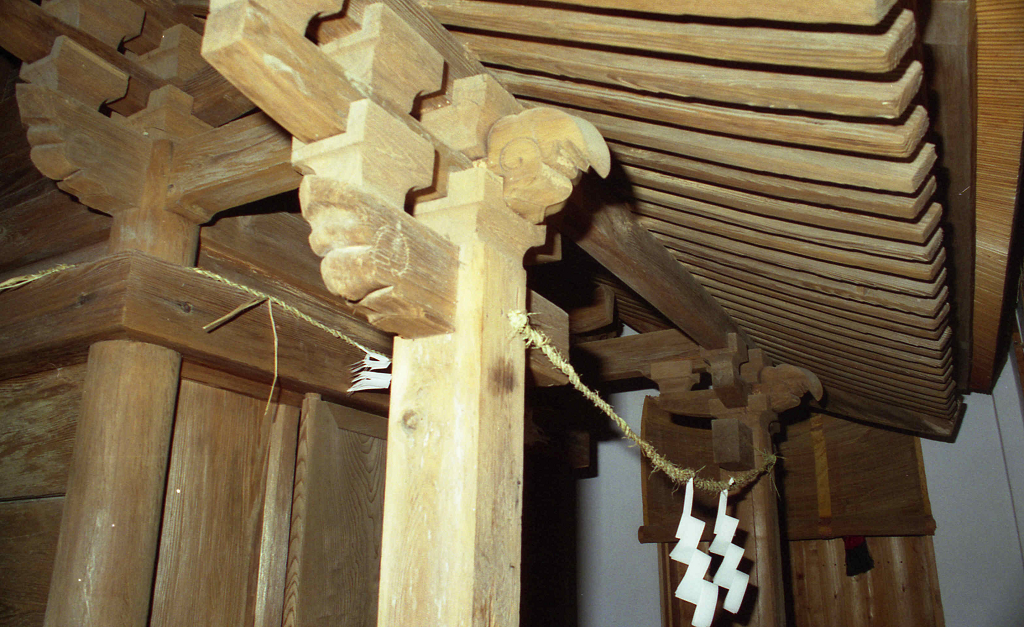 槻木菅原神社本殿向拝