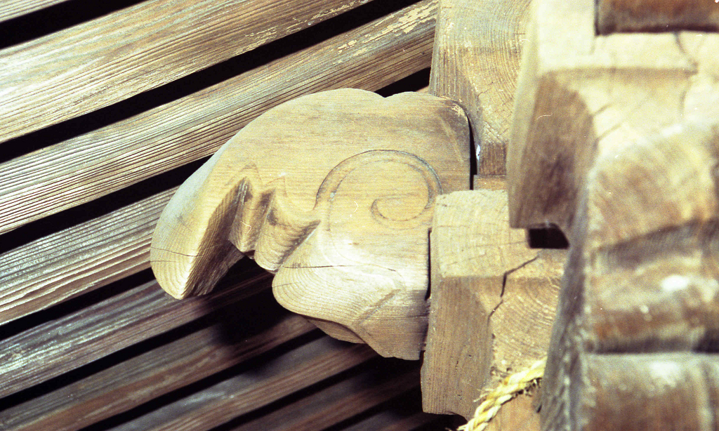 槻木菅原神社本殿向拝拳鼻