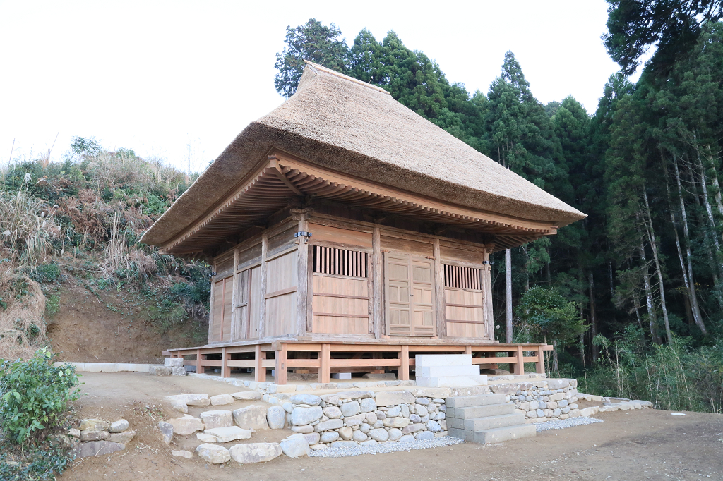 保存修理後の八勝寺阿弥陀堂正側面