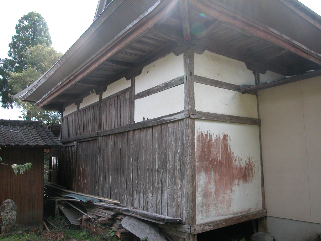 生善院本堂東側面・背面